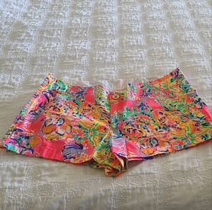 Lilly Pulitzer THE KERRIE SHORT Like New CORAL REEF ISLAND SEACRET size 12